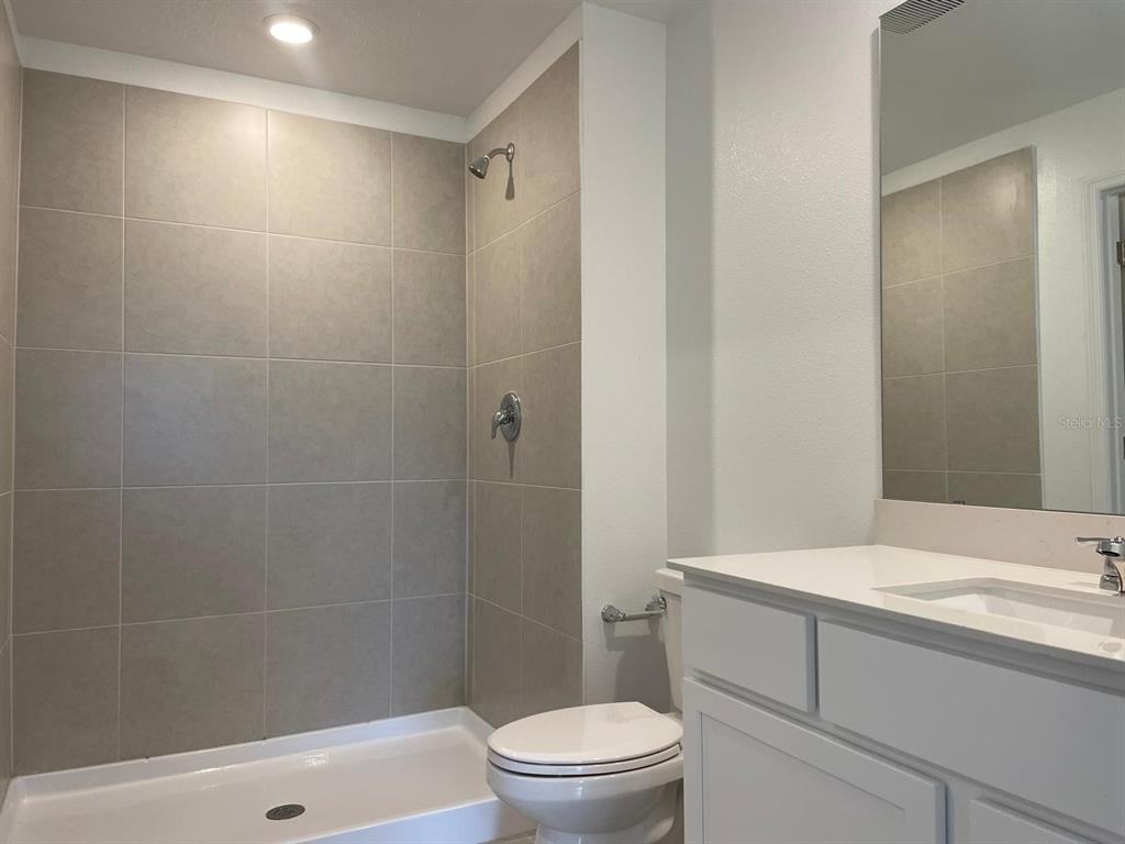 2526 Mckinley Dr #2526 - Photo 3 of 15