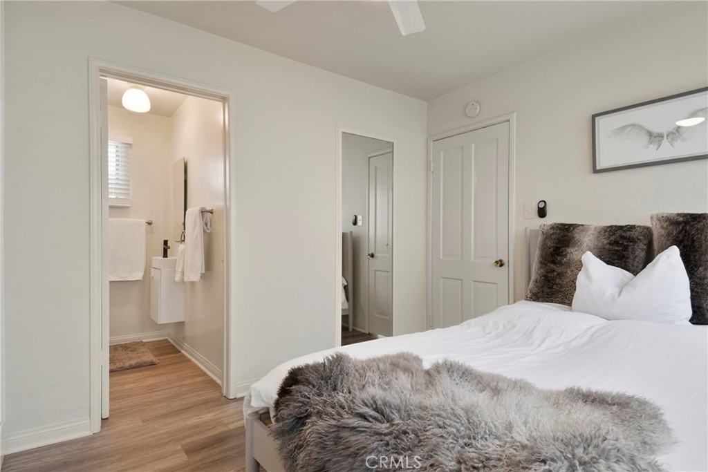 215 29th St #215B - Photo 6 of 20