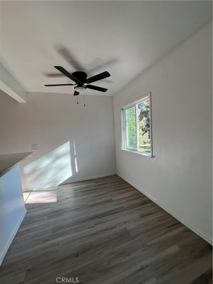 32942 Perret Blvd #32942 - Photo 5 of 10