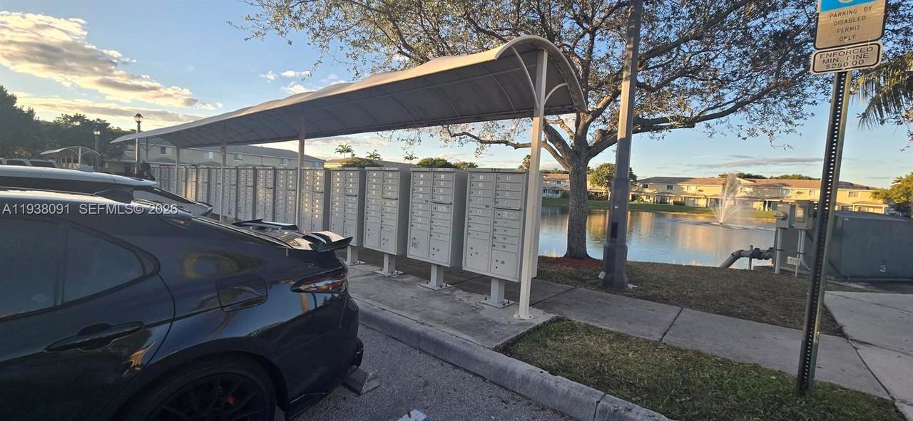 5818 Hampton Hills Blvd #5818-5818 - Photo 3 of 42