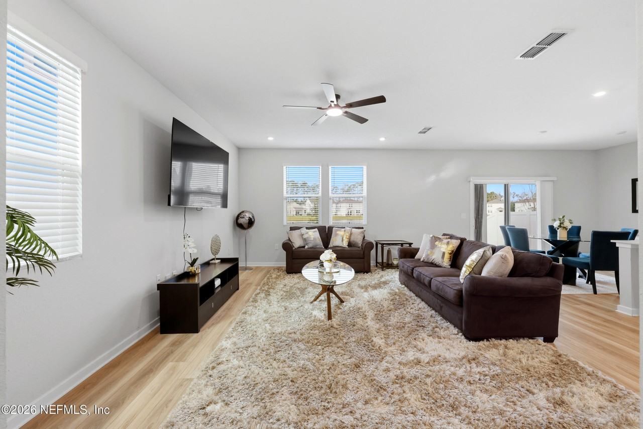 14742 Cashew Ave #14742 - Photo 6 of 33