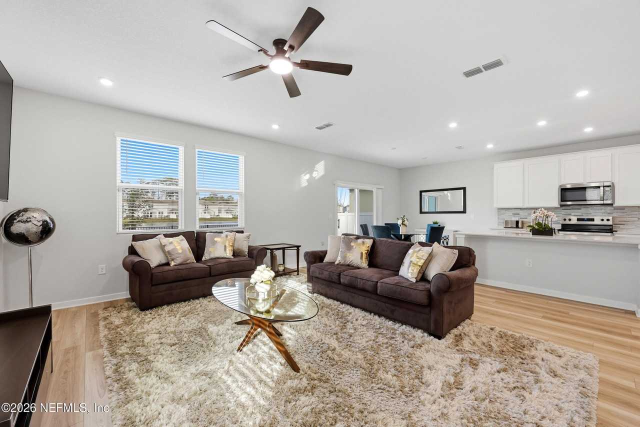 14742 Cashew Ave #14742 - Photo 7 of 33