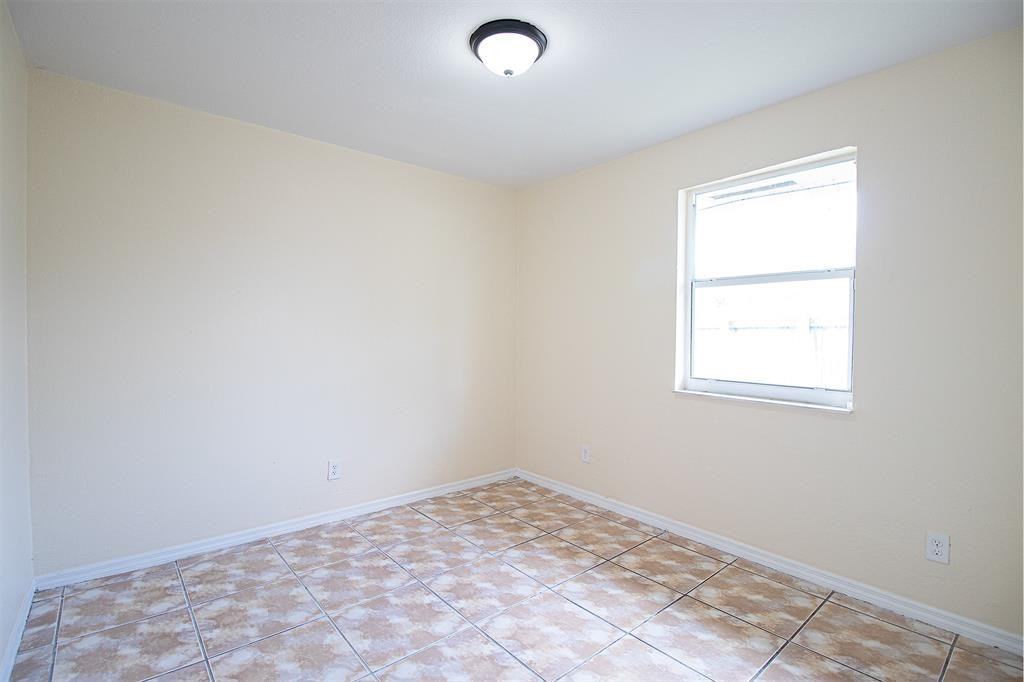 455 Nw 14th St #455 - Photo 5 of 20