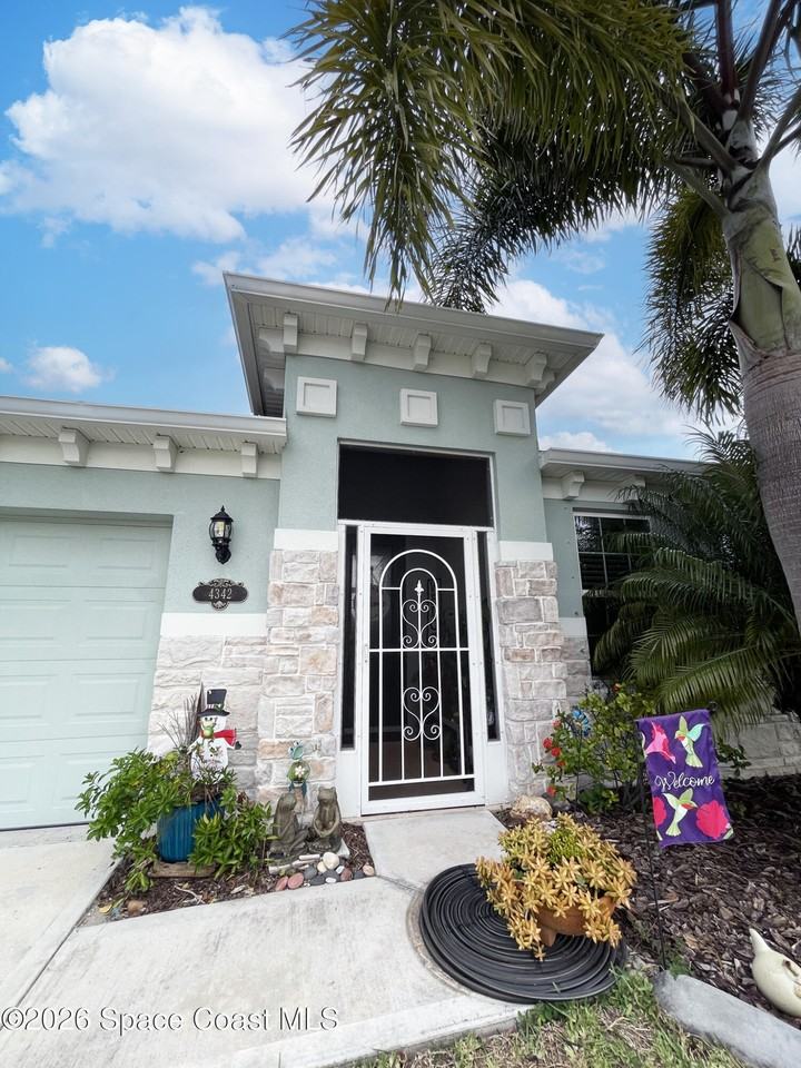 4342 Ruthann Cir #4342 - Photo 2 of 28