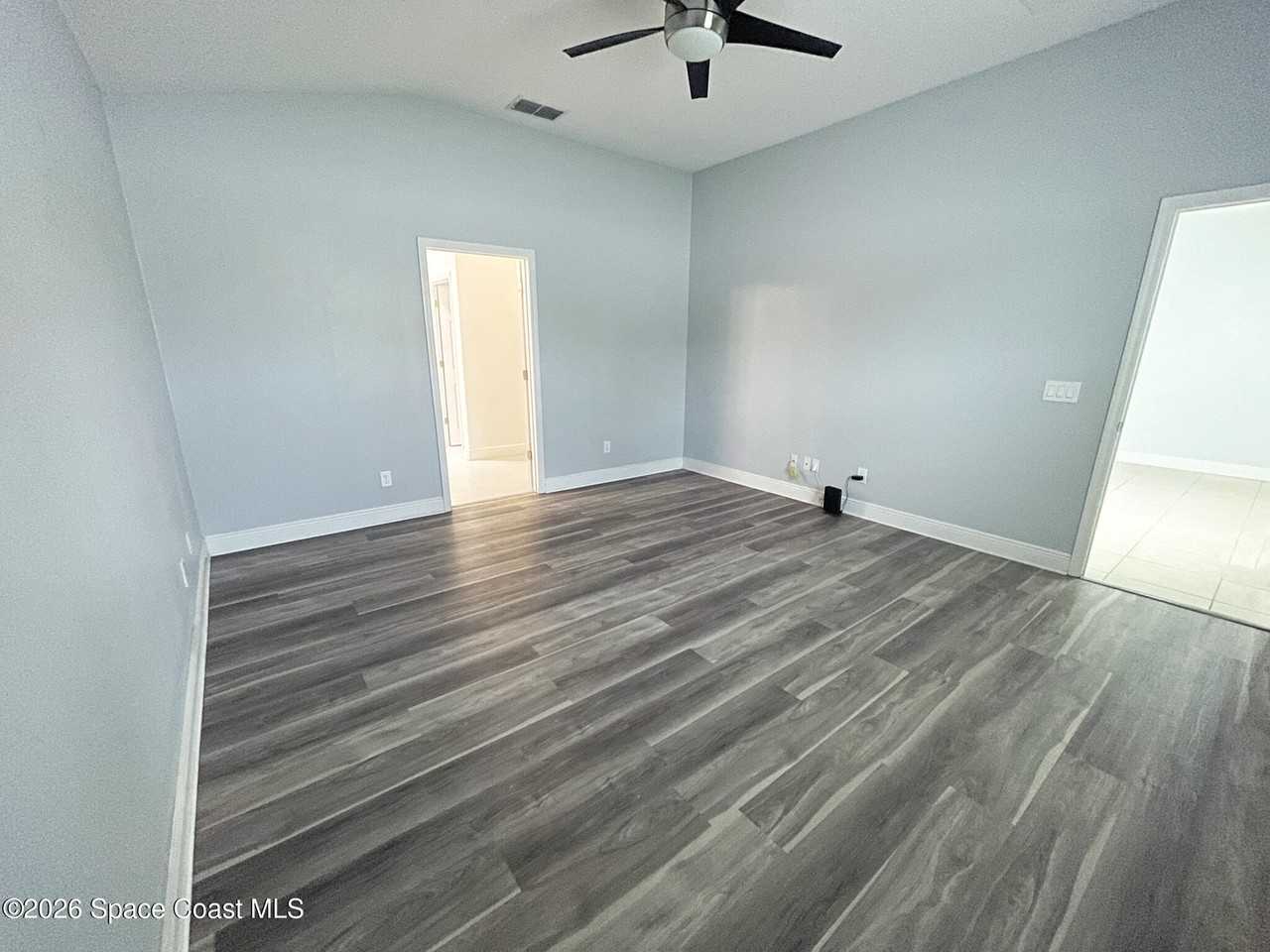 4342 Ruthann Cir #4342 - Photo 6 of 28