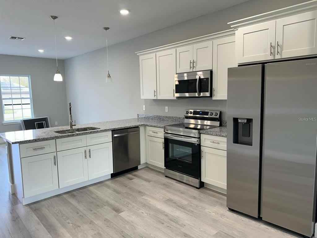 439 Albatross Ct #439B - Photo 4 of 13