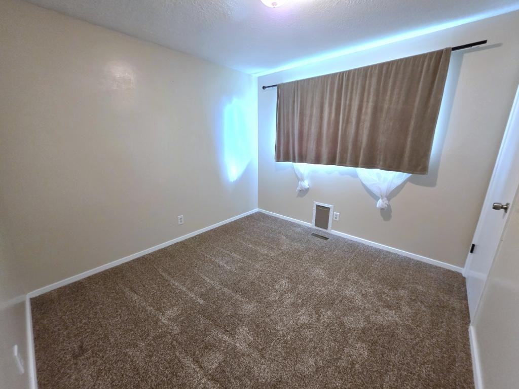 709 E 1300 N - Photo 7 of 10