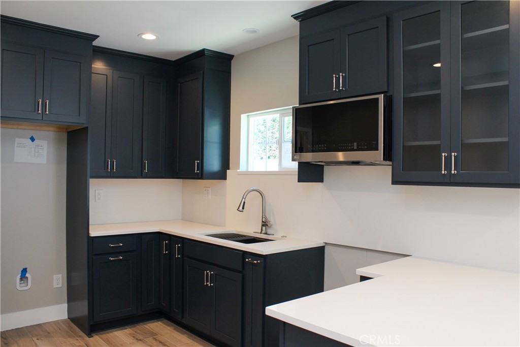 15548 Saticoy St #15548 - Photo 2 of 10