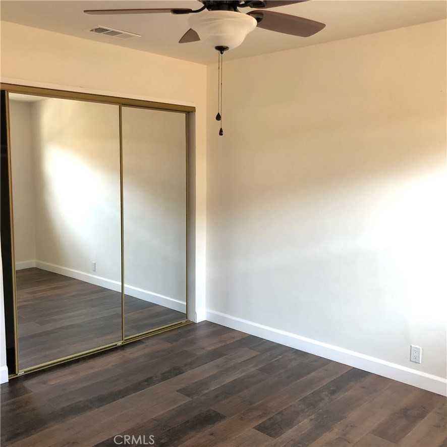 2640 N Frederic St #2640 - Photo 3 of 10