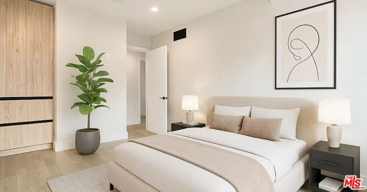 1444 S Crescent Heights Blvd #1444 - Photo 5 of 9