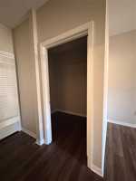 featured image of 6003 Hemingway Cir