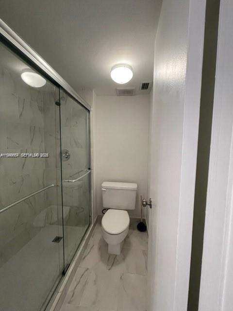 321 Lakeview Dr #321-105 - Photo 7 of 41