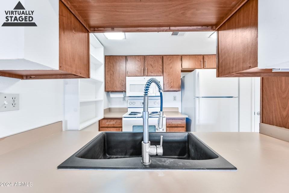 3033 East Devonshire Avenue #1013 - Photo 7 of 15