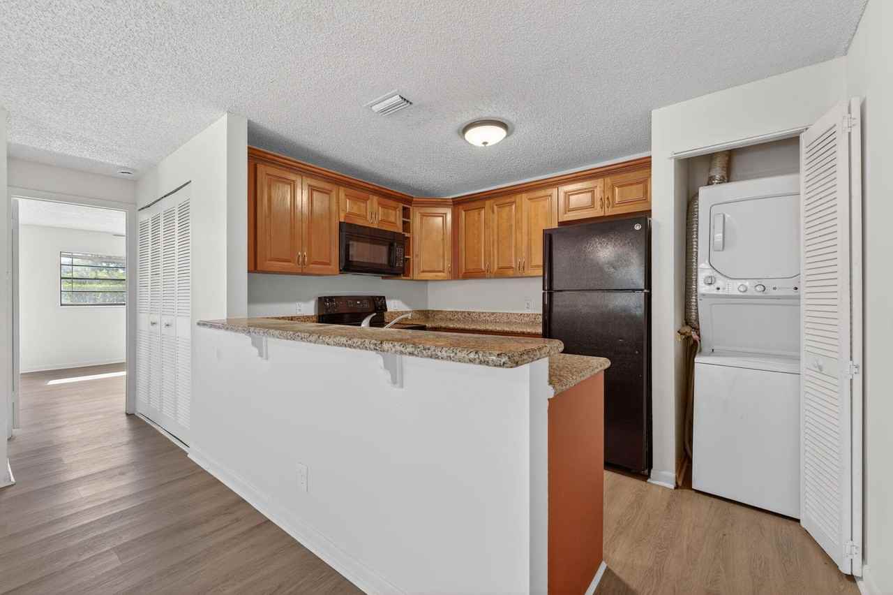 9409 Nw 49th Pl #940920D - Photo 2 of 22