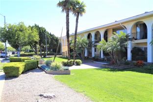 630 W Huntington Dr - Photo 1 of 1