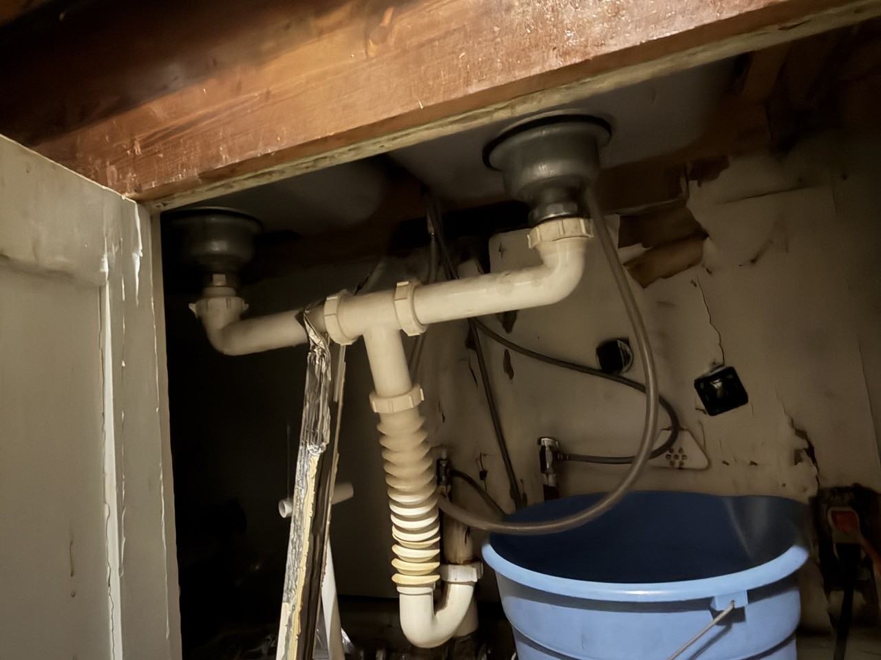 719 Jackson Ave - Photo 2 of 27