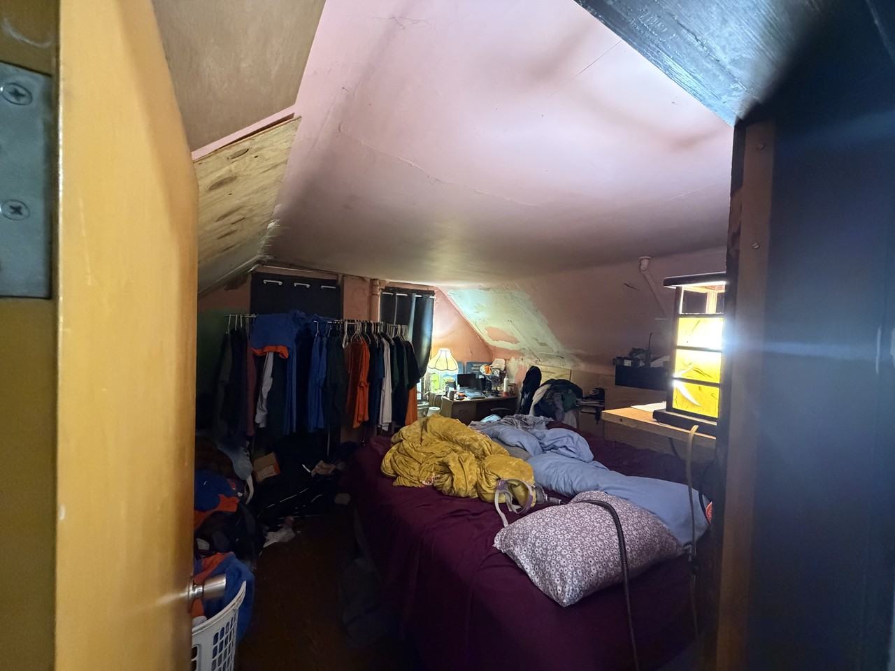 719 Jackson Ave - Photo 5 of 27