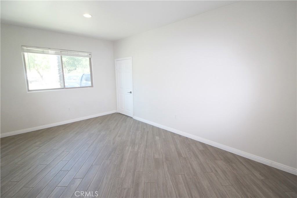 18797 Vista De Montanas #18797