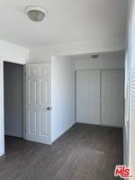 featured image of 2029 E 10th St #2029