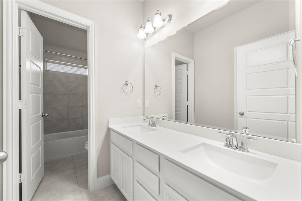 5401 Tuscarora Trl #5401 - Photo 5 of 22