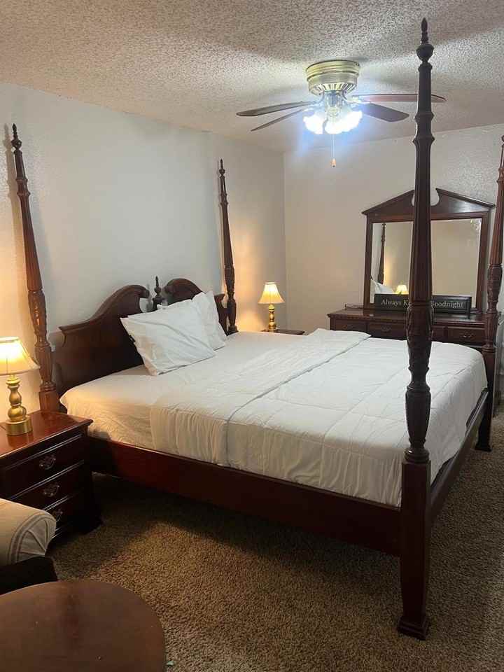 6843 Greenway Chase St #6843-6843 - Photo 4 of 12