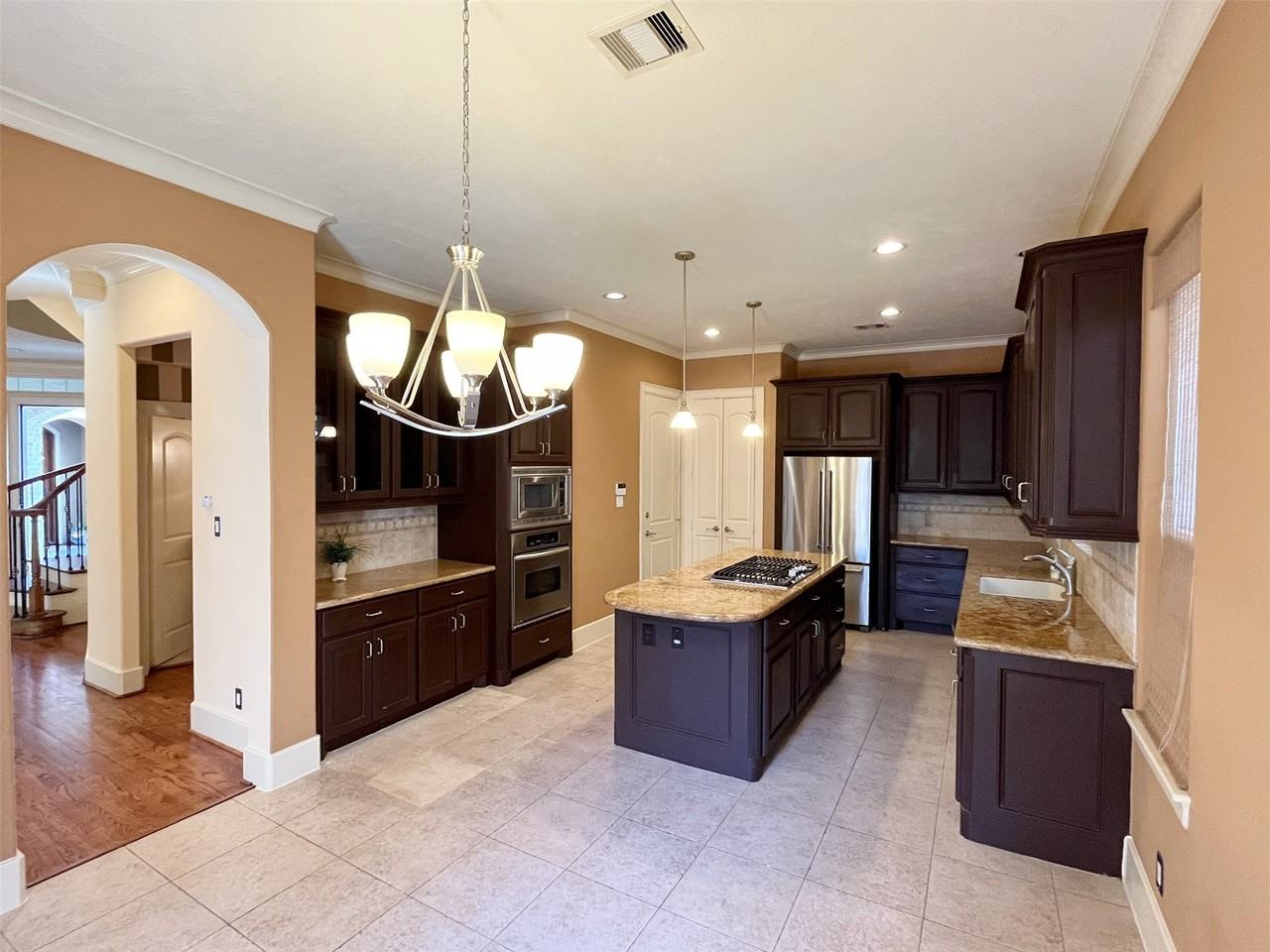 5455 Hidalgo St #5455 - Photo 2 of 22