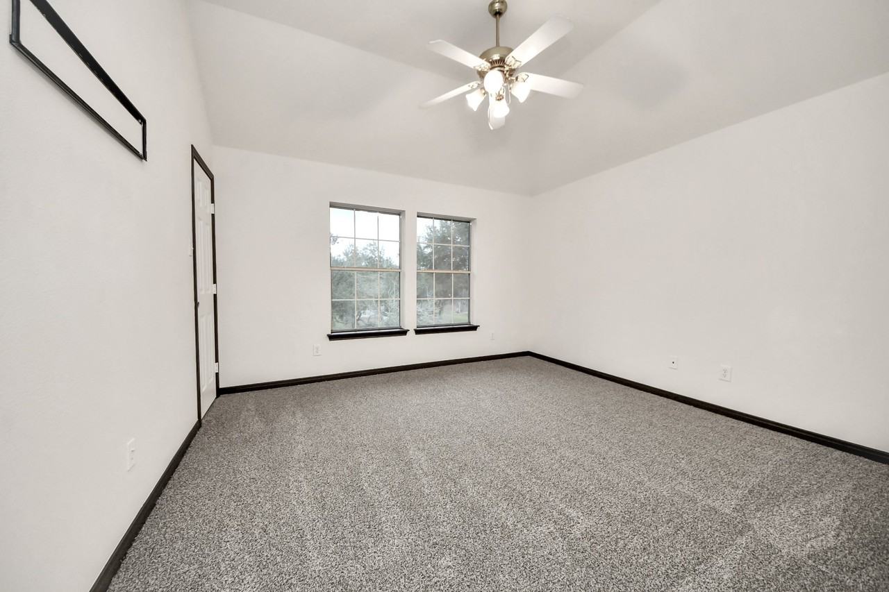 5810 Windy Knoll Ln #5810