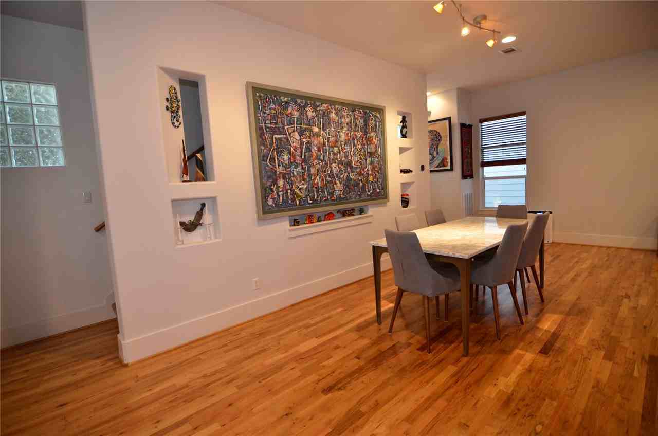 5427 Kansas St #5427B - Photo 3 of 17