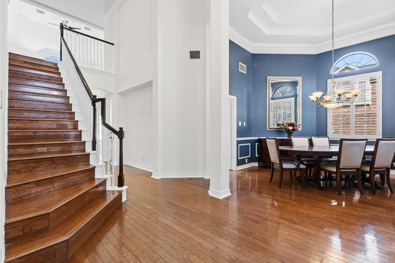 5630 Ashford Ridge Ln #5630 - Photo 5 of 49