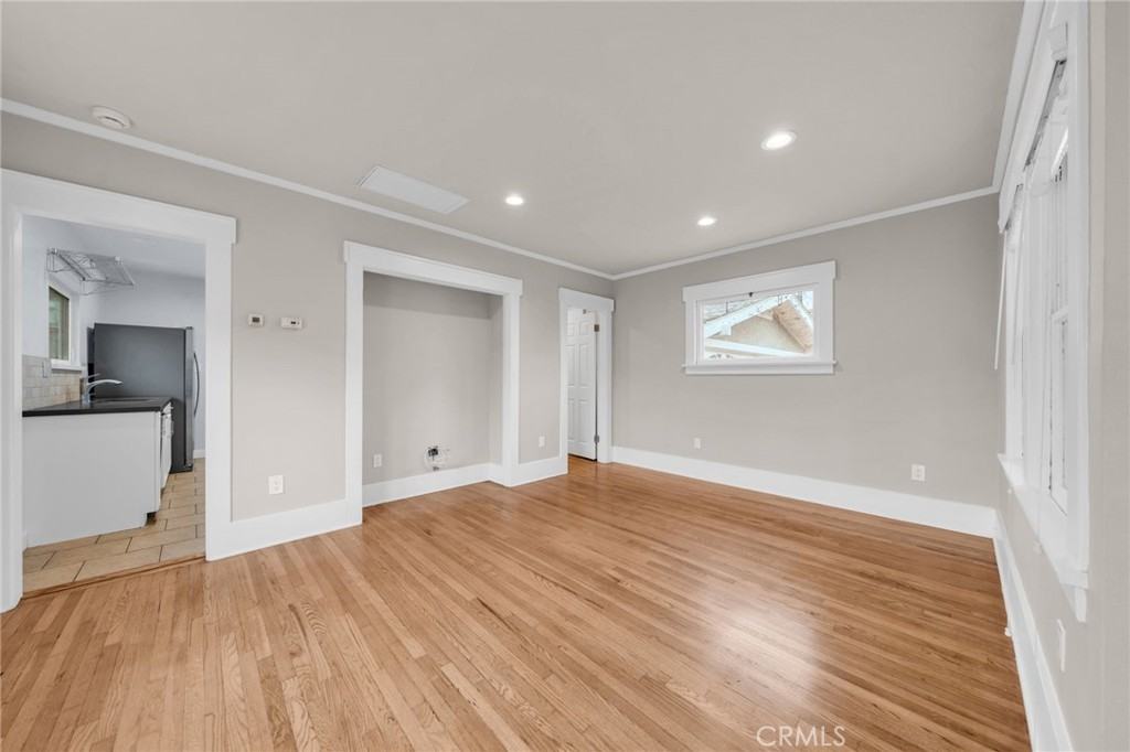 239 1/2 Coronado Ave #239