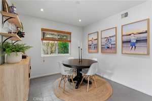 featured image of 4302 Oak Glen St #4302