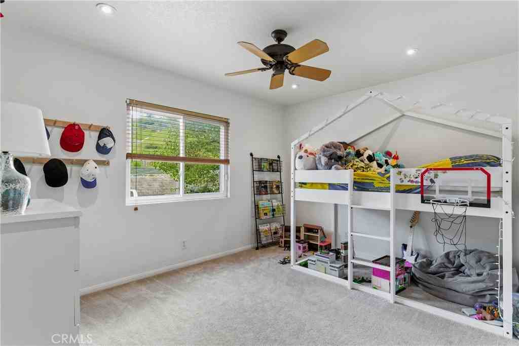 4302 Oak Glen St #4302 - Photo 4 of 25