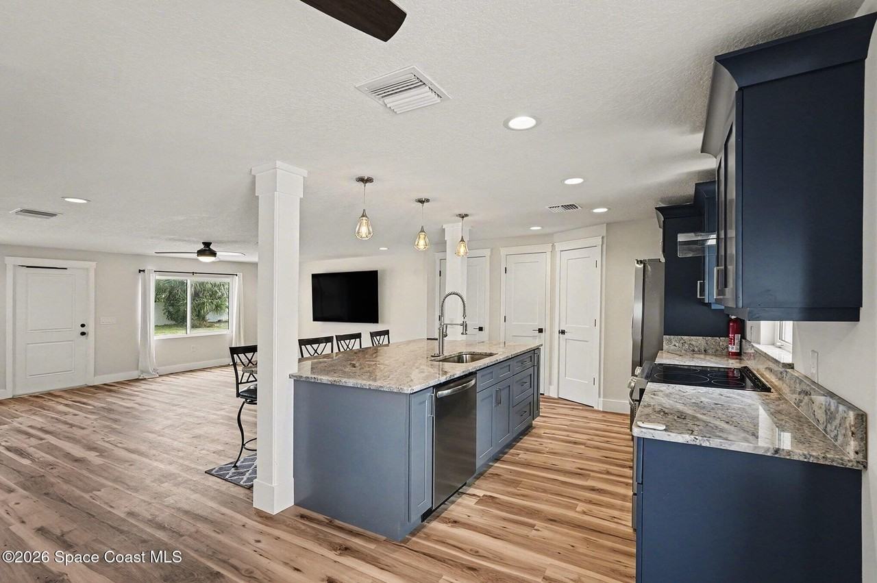 1280 Jimmy Buffett Mem Highway #1280C - Photo 6 of 27