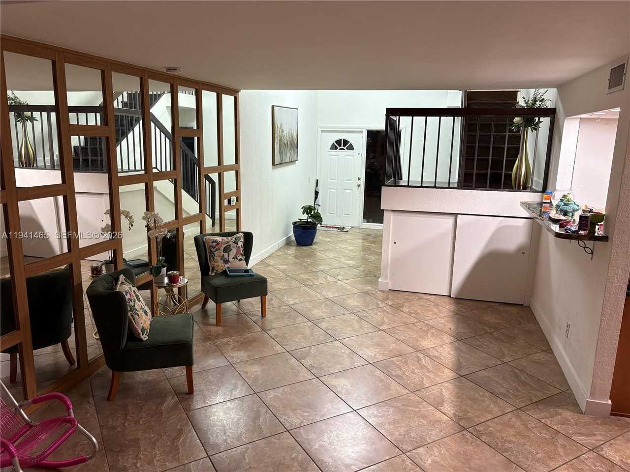 Pembroke Lakes Mall Dr #1011-1011 - Photo 2 of 9