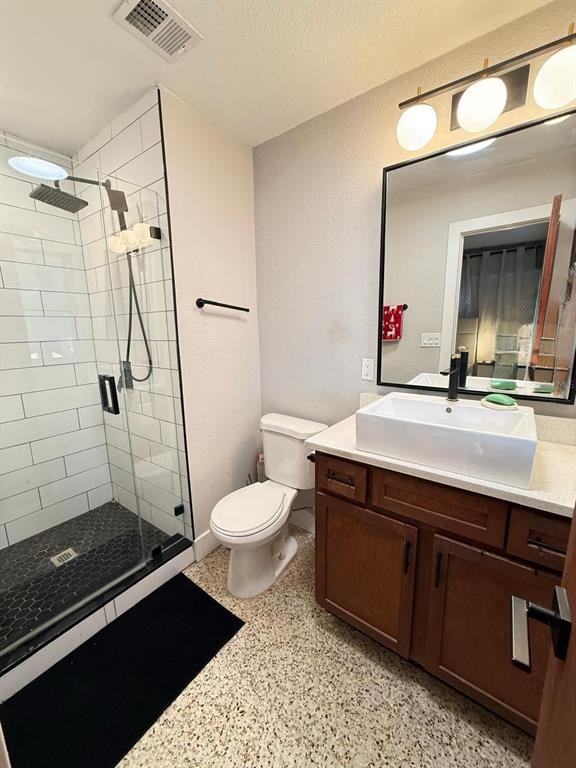 402 Doolittle St #402 - Photo 3 of 18