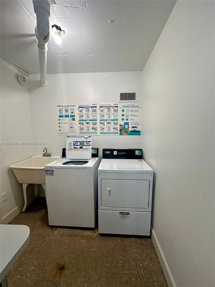 5750 Collins Ave #575010F - Photo 6 of 16