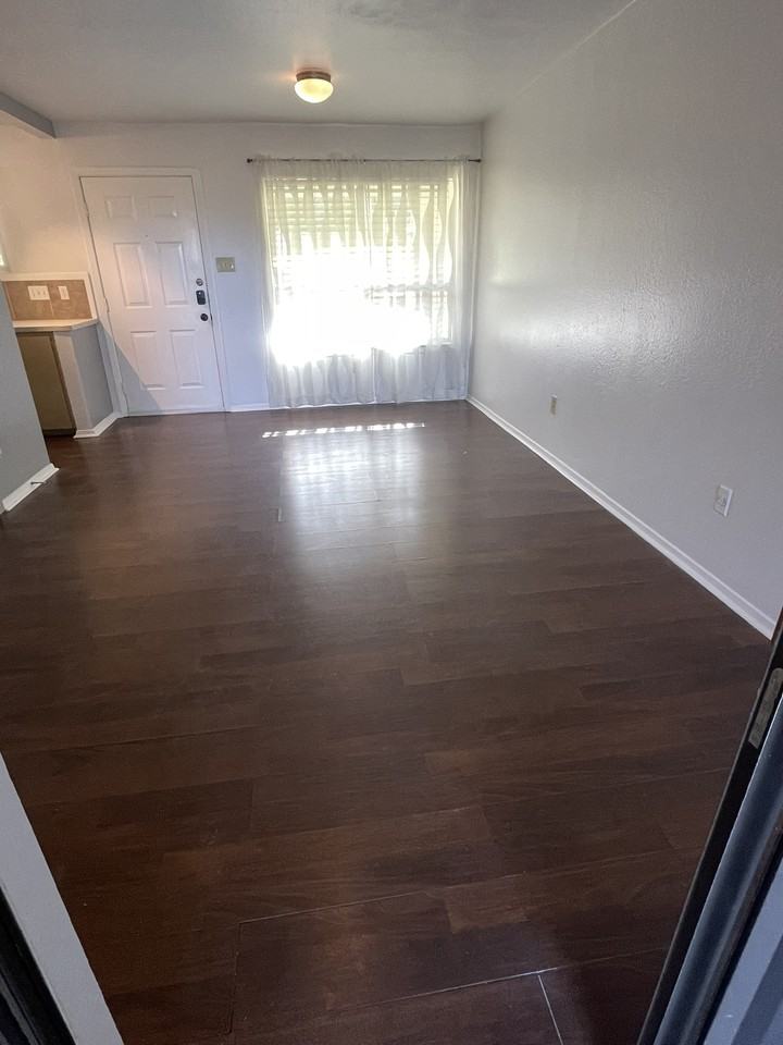 1514 Parker Ln #1514-110 - Photo 3 of 19