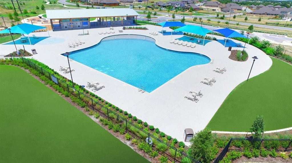 126 Shackleton Dr #126 - Photo 7 of 11