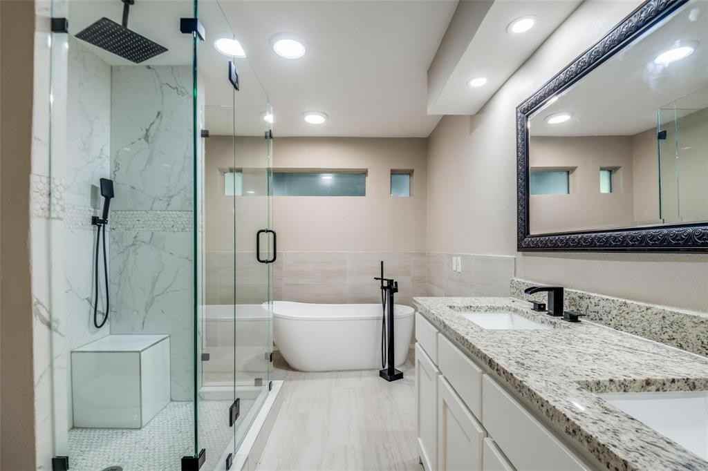 3104 Cambridge Dr #3104 - Photo 2 of 17