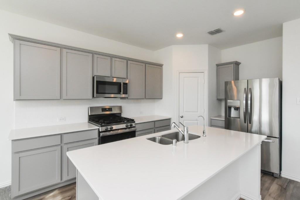 1840 Da Vinci Dr #1840 - Photo 4 of 19