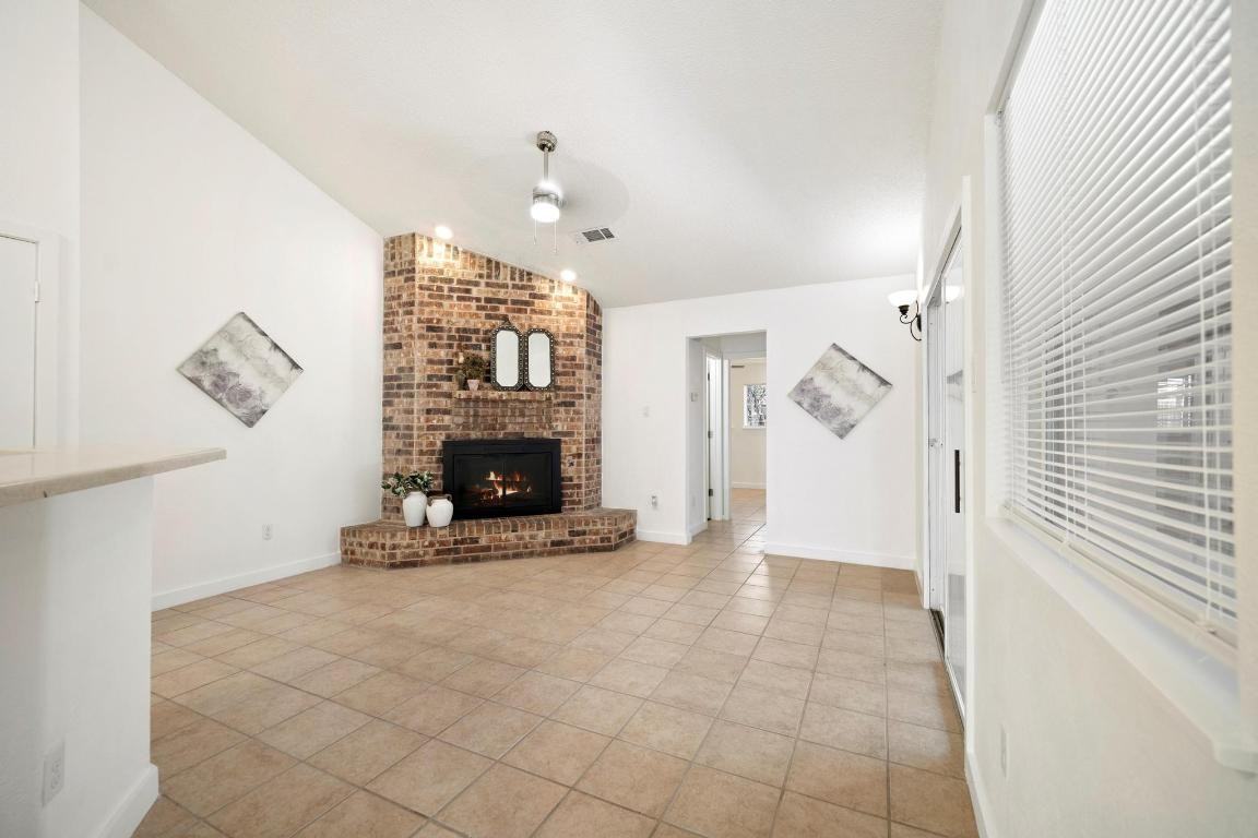 2614 Howellwood Way #2614B - Photo 5 of 24