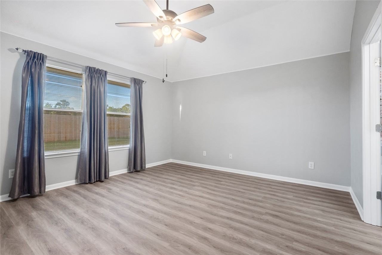 2210 Melanie Park Dr #2210 - Photo 3 of 20