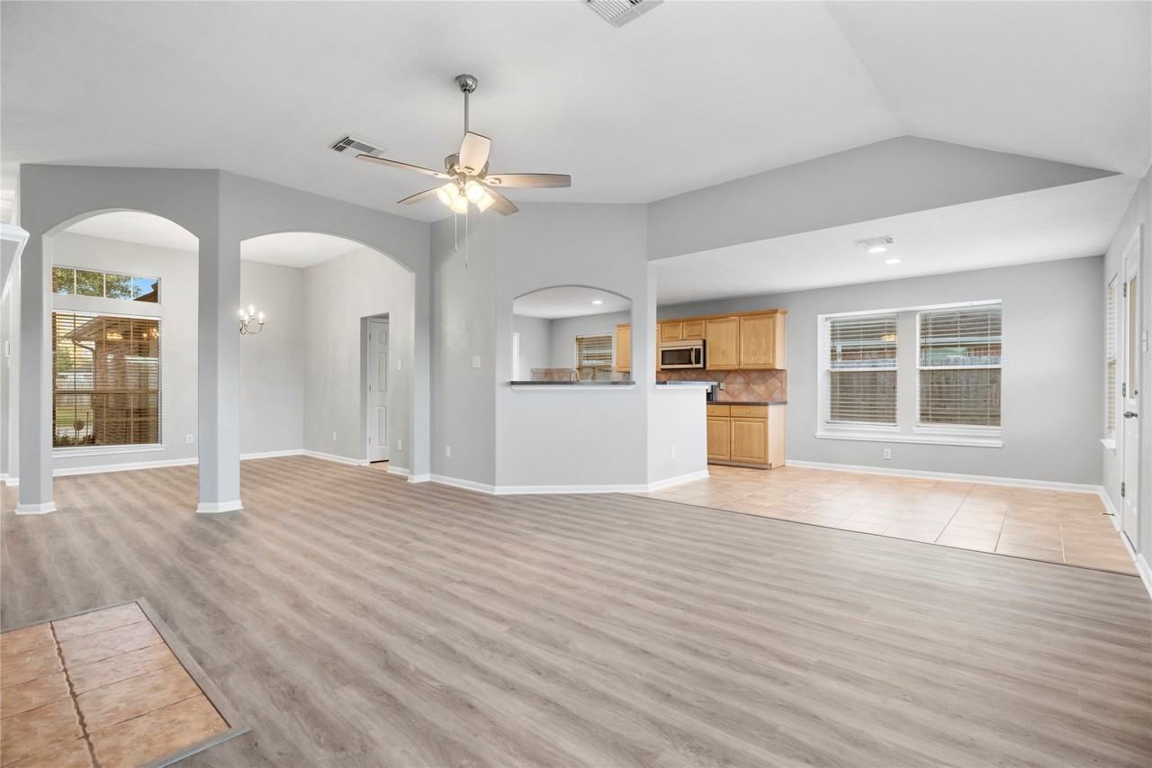 2210 Melanie Park Dr #2210 - Photo 5 of 20