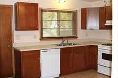 8900 Corliss Ave - Photo 2 of 17