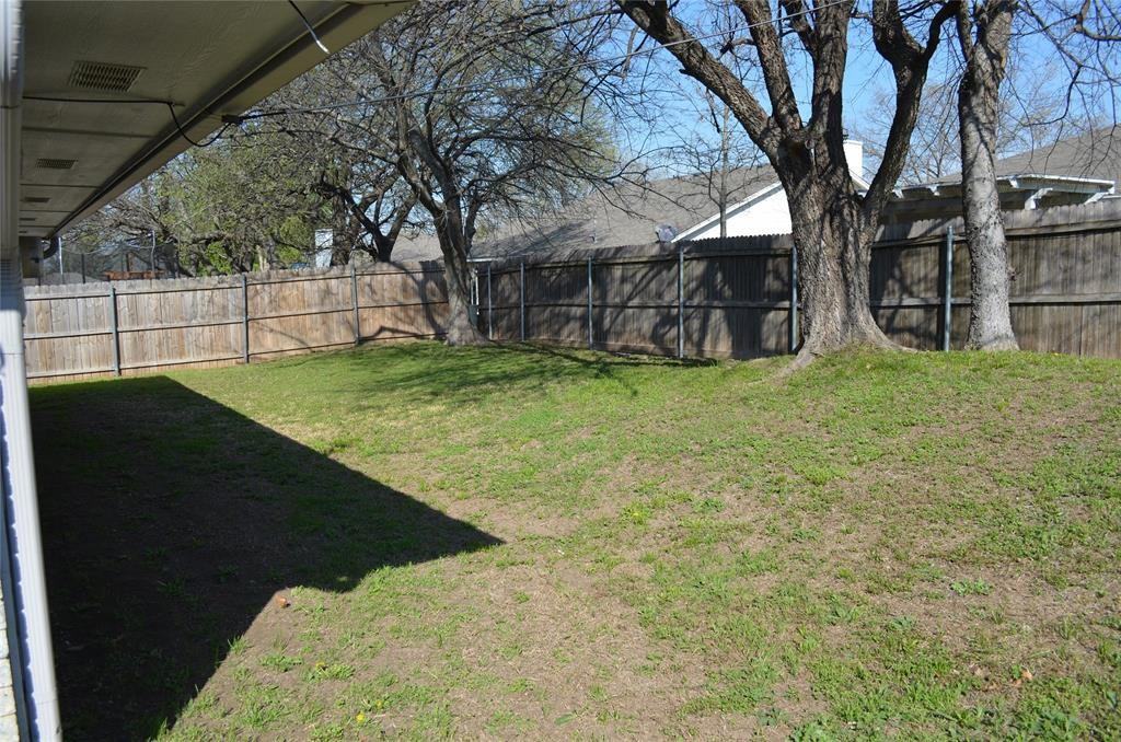 7 States Ave #7 - Photo 3 of 12