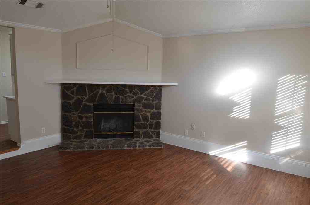 7 States Ave #7 - Photo 5 of 12