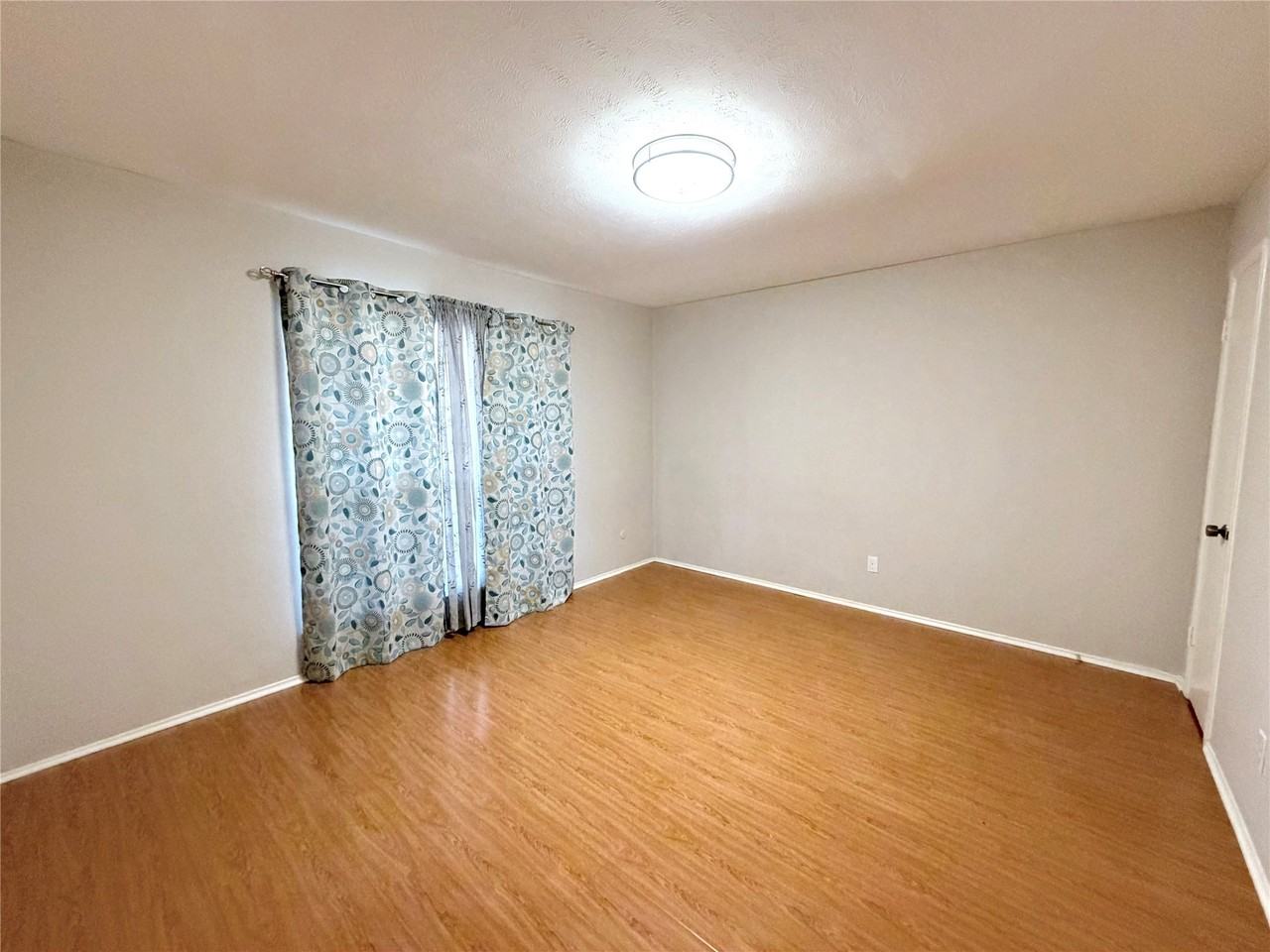 12633 Memorial Dr #12633-74 - Photo 7 of 23