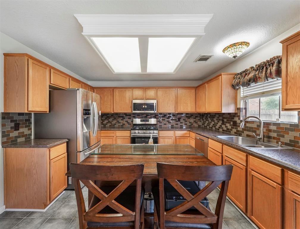 25719 Bearborough Dr #25719 - Photo 3 of 29