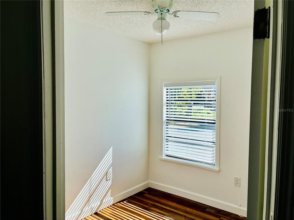 19142 Whispering Pines Dr #19142 - Photo 7 of 10