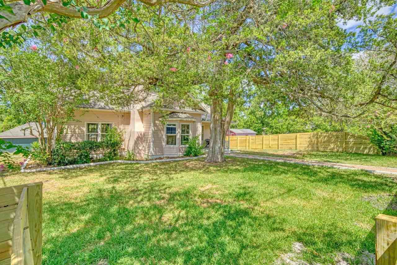 806 E Main St #806 - Photo 6 of 38